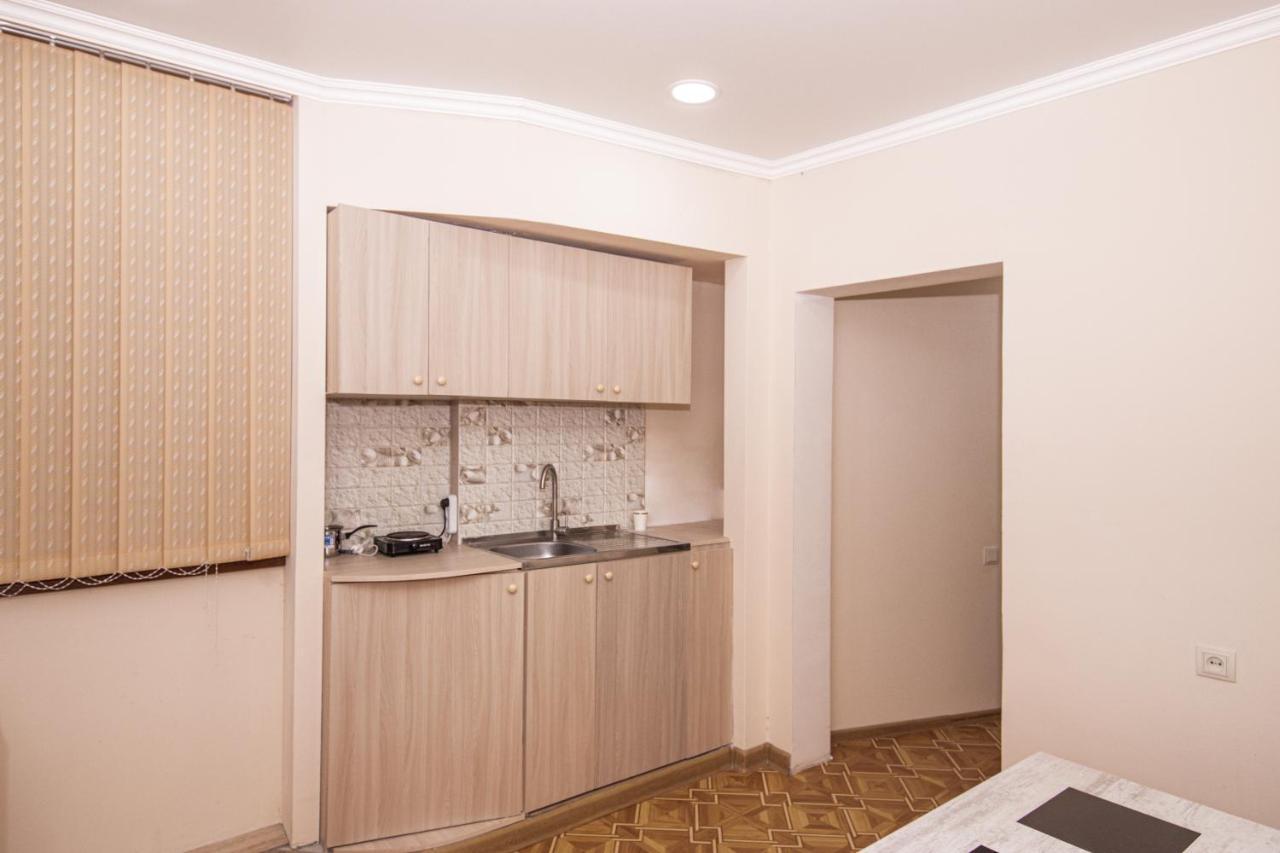 Орел Erevan Exterior foto