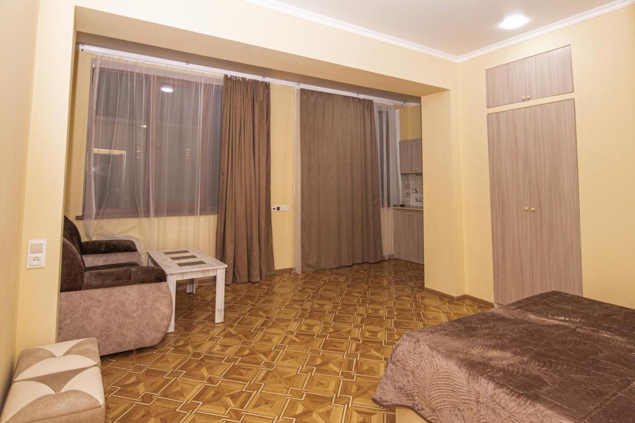 Орел Erevan Exterior foto