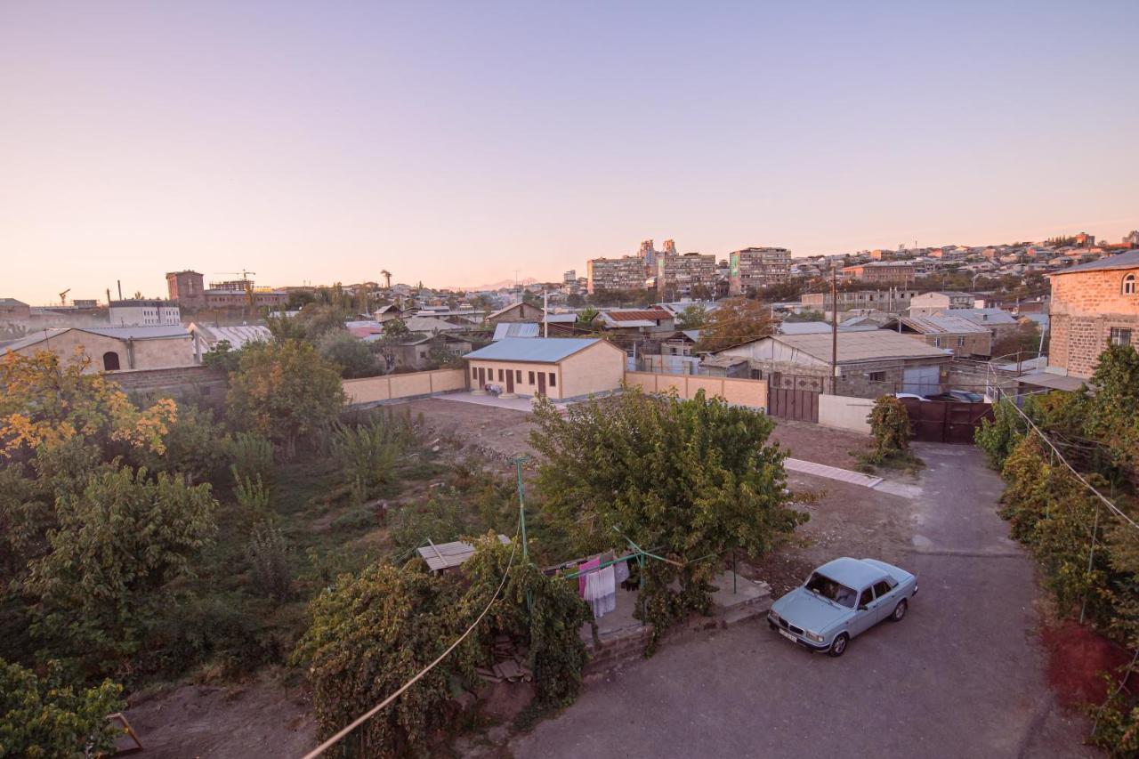 Орел Erevan Exterior foto